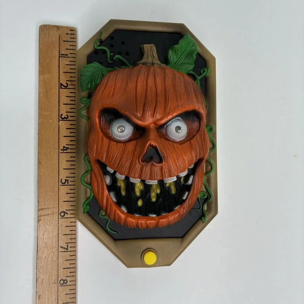 1996 Toy State Halloween Pumpkin Talking Animated Door Bell Prop w/ Sound Works